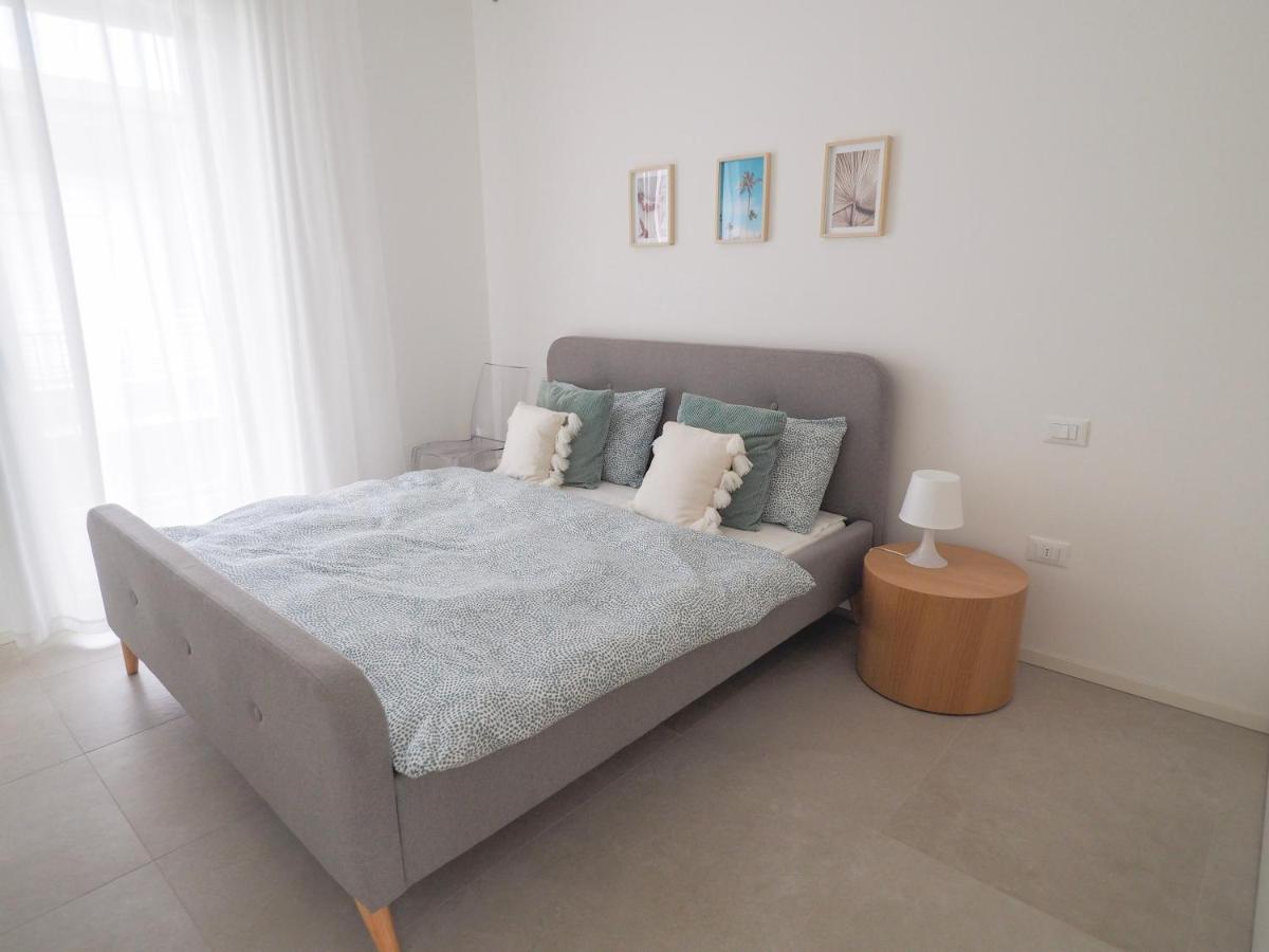 Apartment Luma With Pool Lido di Jesolo Luaran gambar
